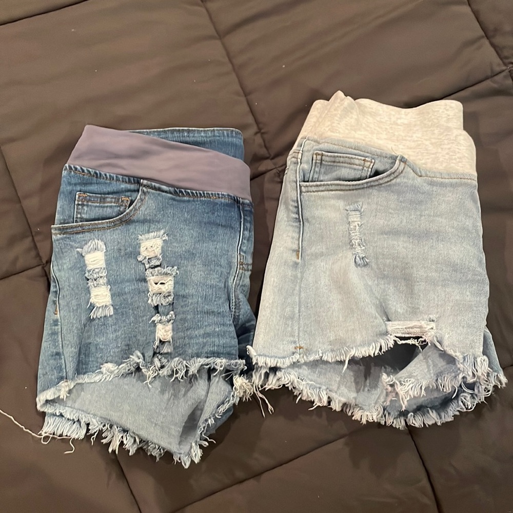 Maternity shorts